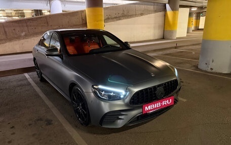 Mercedes-Benz E-Класс, 2022 год, 6 900 000 рублей, 4 фотография