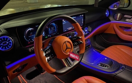Mercedes-Benz E-Класс, 2022 год, 6 900 000 рублей, 16 фотография