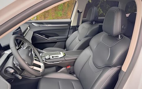 Haval H6, 2025 год, 1 600 000 рублей, 12 фотография