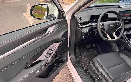 Haval H6, 2025 год, 1 600 000 рублей, 11 фотография
