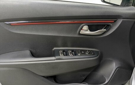 KIA Rio IV, 2019 год, 1 590 000 рублей, 11 фотография