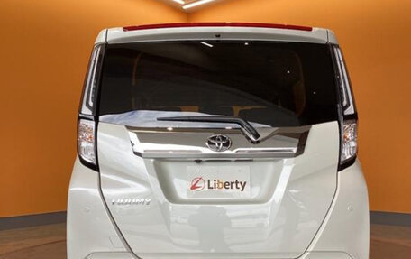 Toyota Roomy I, 2022 год, 950 000 рублей, 3 фотография