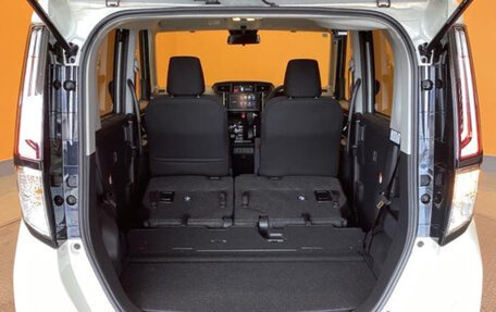 Toyota Roomy I, 2022 год, 950 000 рублей, 18 фотография