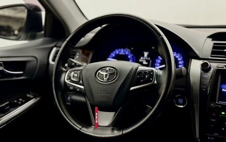 Toyota Camry, 2017 год, 2 450 000 рублей, 19 фотография