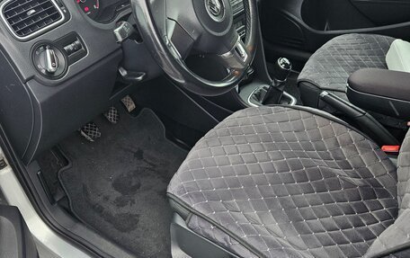 Volkswagen Polo VI (EU Market), 2013 год, 730 000 рублей, 2 фотография