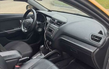 KIA Rio III рестайлинг, 2015 год, 389 999 рублей, 3 фотография