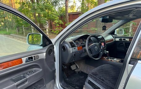 Volkswagen Touareg III, 2003 год, 490 000 рублей, 11 фотография