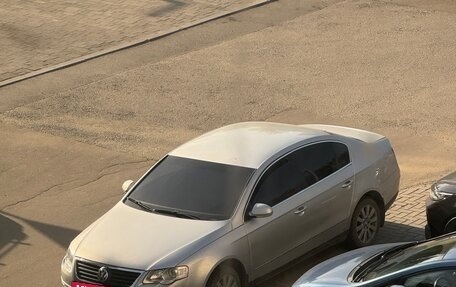Volkswagen Passat B6, 2005 год, 464 000 рублей, 4 фотография