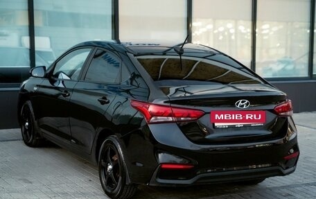 Hyundai Solaris II рестайлинг, 2017 год, 1 175 000 рублей, 3 фотография