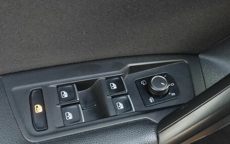 Volkswagen Tiguan II, 2017 год, 2 740 000 рублей, 24 фотография