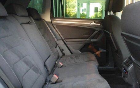 Volkswagen Tiguan II, 2017 год, 2 740 000 рублей, 32 фотография