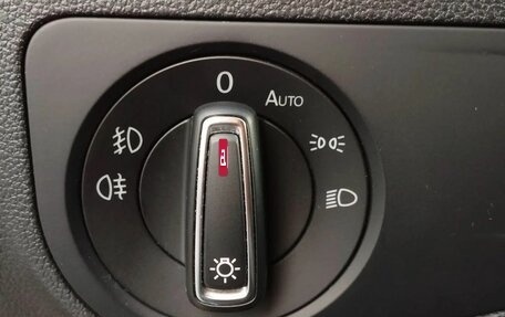 Volkswagen Tiguan II, 2017 год, 2 740 000 рублей, 23 фотография