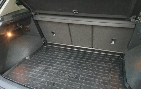 Volkswagen Tiguan II, 2017 год, 2 740 000 рублей, 39 фотография