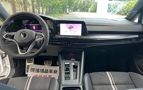 Volkswagen Golf VIII, 2023 год, 1 910 285 рублей, 8 фотография
