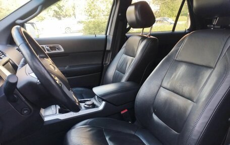 Ford Explorer VI, 2014 год, 1 625 000 рублей, 35 фотография