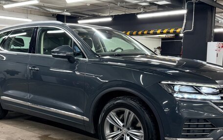 Volkswagen Touareg III, 2019 год, 5 300 000 рублей, 8 фотография