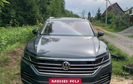 Volkswagen Touareg III, 2019 год, 5 300 000 рублей, 9 фотография