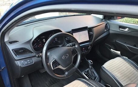 Hyundai Solaris II рестайлинг, 2021 год, 1 680 000 рублей, 10 фотография