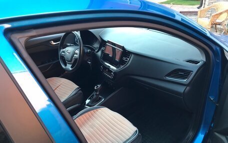 Hyundai Solaris II рестайлинг, 2021 год, 1 680 000 рублей, 4 фотография