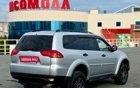 Mitsubishi Pajero Sport II рестайлинг, 2013 год, 1 369 000 рублей, 7 фотография