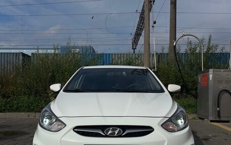 Hyundai Solaris II рестайлинг, 2012 год, 839 999 рублей, 2 фотография