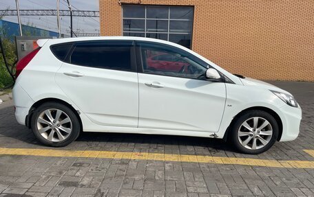 Hyundai Solaris II рестайлинг, 2012 год, 839 999 рублей, 4 фотография