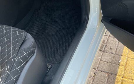 Hyundai Solaris II рестайлинг, 2012 год, 839 999 рублей, 10 фотография