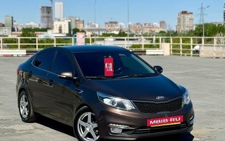 KIA Rio III рестайлинг, 2015 год, 940 000 рублей, 4 фотография