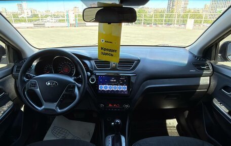 KIA Rio III рестайлинг, 2015 год, 940 000 рублей, 26 фотография