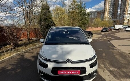 Citroen C4 Picasso II рестайлинг, 2017 год, 1 185 000 рублей, 1 фотография