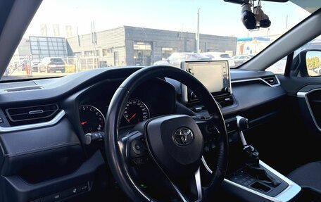 Toyota RAV4, 2020 год, 2 750 000 рублей, 16 фотография