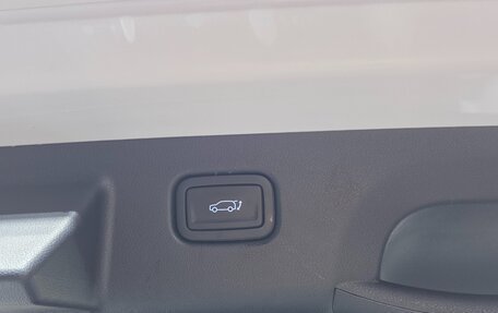 Hyundai Kona, 2023 год, 2 220 000 рублей, 16 фотография