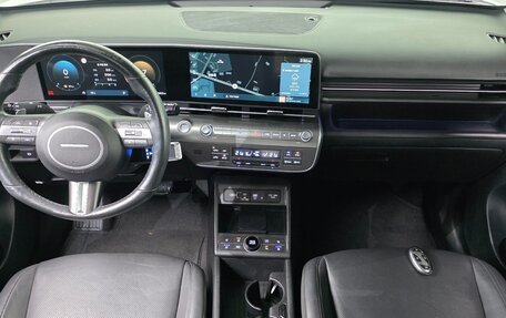 Hyundai Kona, 2023 год, 2 220 000 рублей, 10 фотография