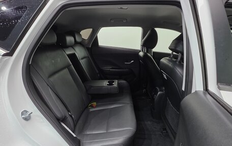 Hyundai Kona, 2023 год, 2 220 000 рублей, 23 фотография