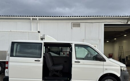 Volkswagen Caravelle T5, 2014 год, 1 990 000 рублей, 9 фотография