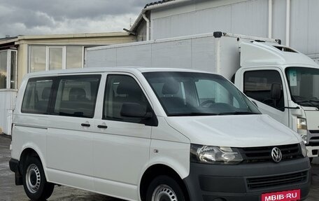 Volkswagen Caravelle T5, 2014 год, 1 990 000 рублей, 10 фотография