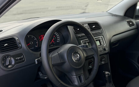 Volkswagen Polo VI (EU Market), 2014 год, 859 000 рублей, 31 фотография
