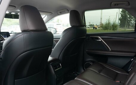 Lexus RX IV рестайлинг, 2016 год, 3 800 000 рублей, 16 фотография