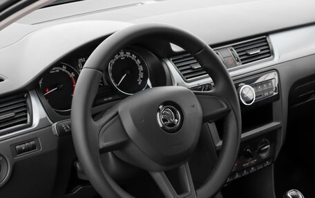Skoda Rapid I, 2017 год, 1 079 000 рублей, 9 фотография