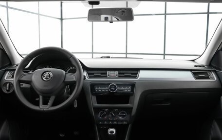 Skoda Rapid I, 2017 год, 1 079 000 рублей, 7 фотография