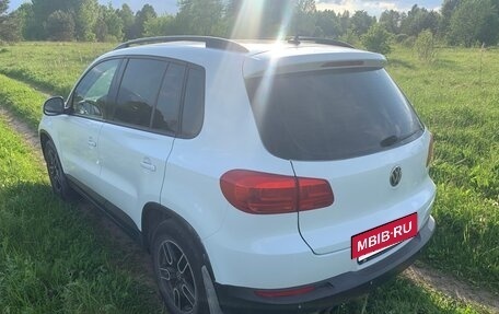 Volkswagen Tiguan I, 2012 год, 900 000 рублей, 3 фотография