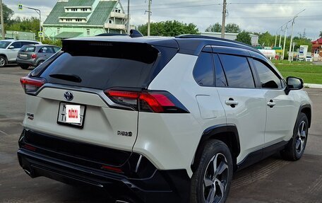 Toyota RAV4, 2021 год, 4 500 000 рублей, 4 фотография