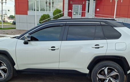 Toyota RAV4, 2021 год, 4 500 000 рублей, 6 фотография