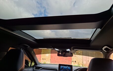 Toyota RAV4, 2021 год, 4 500 000 рублей, 14 фотография