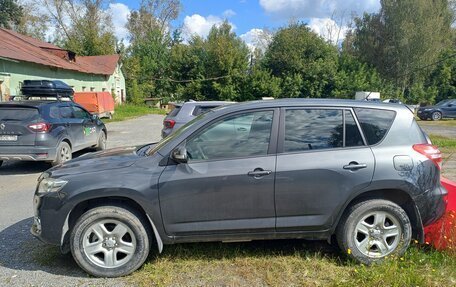 Toyota RAV4, 2011 год, 1 360 000 рублей, 2 фотография