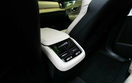 Volvo XC90 II рестайлинг, 2026 год, 10 300 000 рублей, 25 фотография