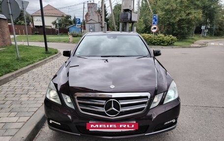 Mercedes-Benz E-Класс, 2009 год, 1 279 000 рублей, 2 фотография