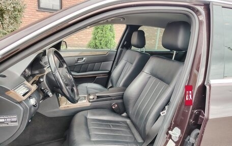 Mercedes-Benz E-Класс, 2009 год, 1 279 000 рублей, 19 фотография