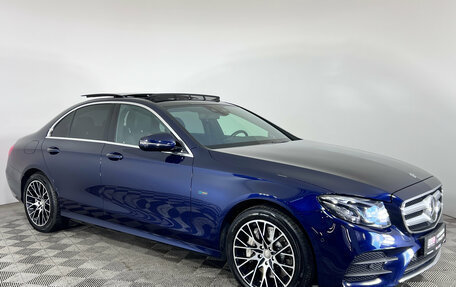 Mercedes-Benz E-Класс, 2018 год, 2 950 000 рублей, 1 фотография