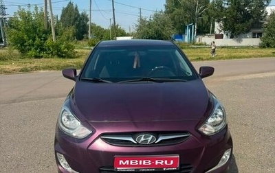 Hyundai Solaris II рестайлинг, 2011 год, 640 000 рублей, 1 фотография